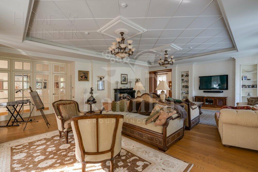 2-этажный коттедж 2 800 м² с отделкой