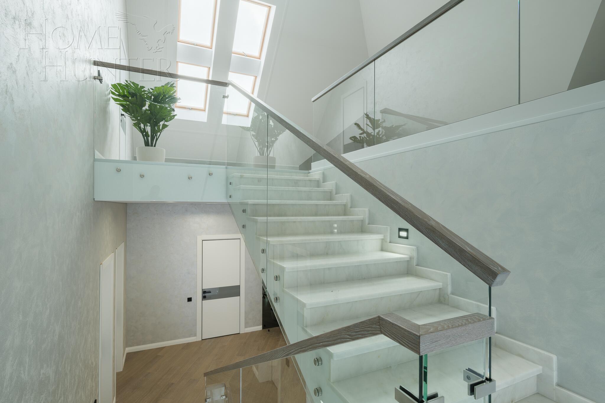 2-этажный коттедж 439 м² с отделкой