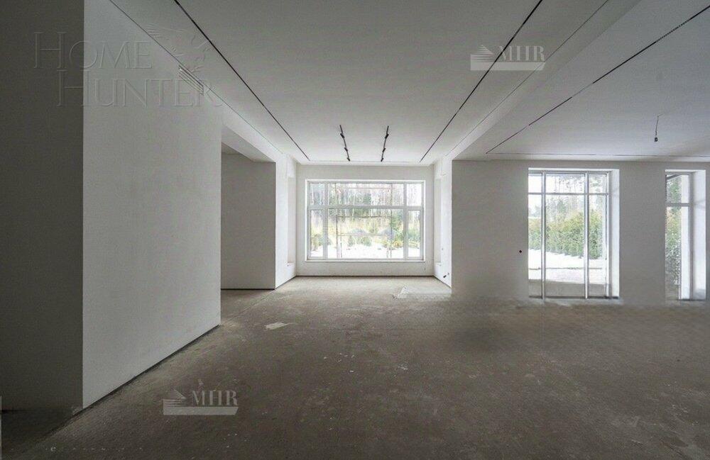 2-этажный коттедж 750 м² без отделки