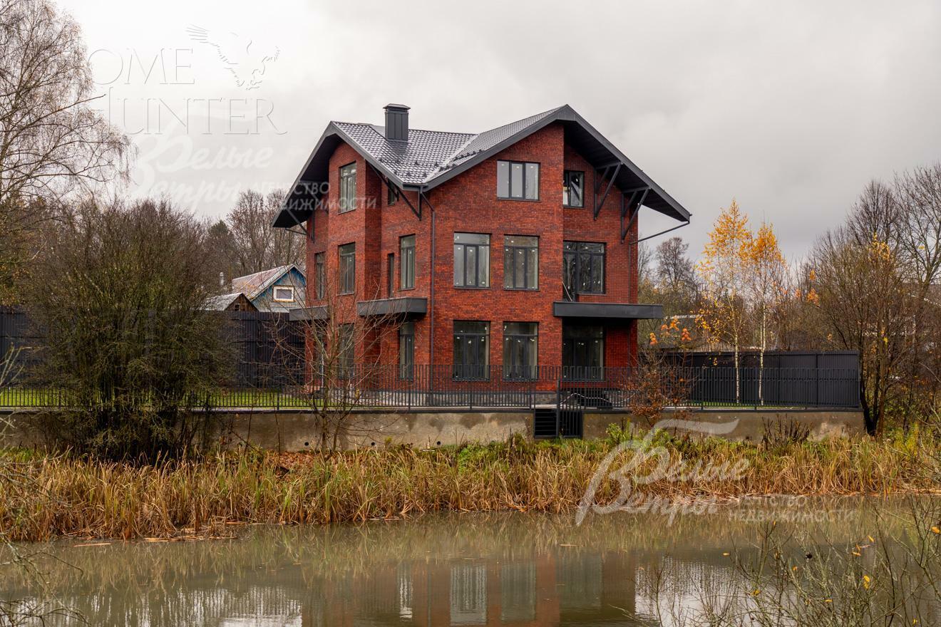 2-этажный коттедж 443 м² без отделки