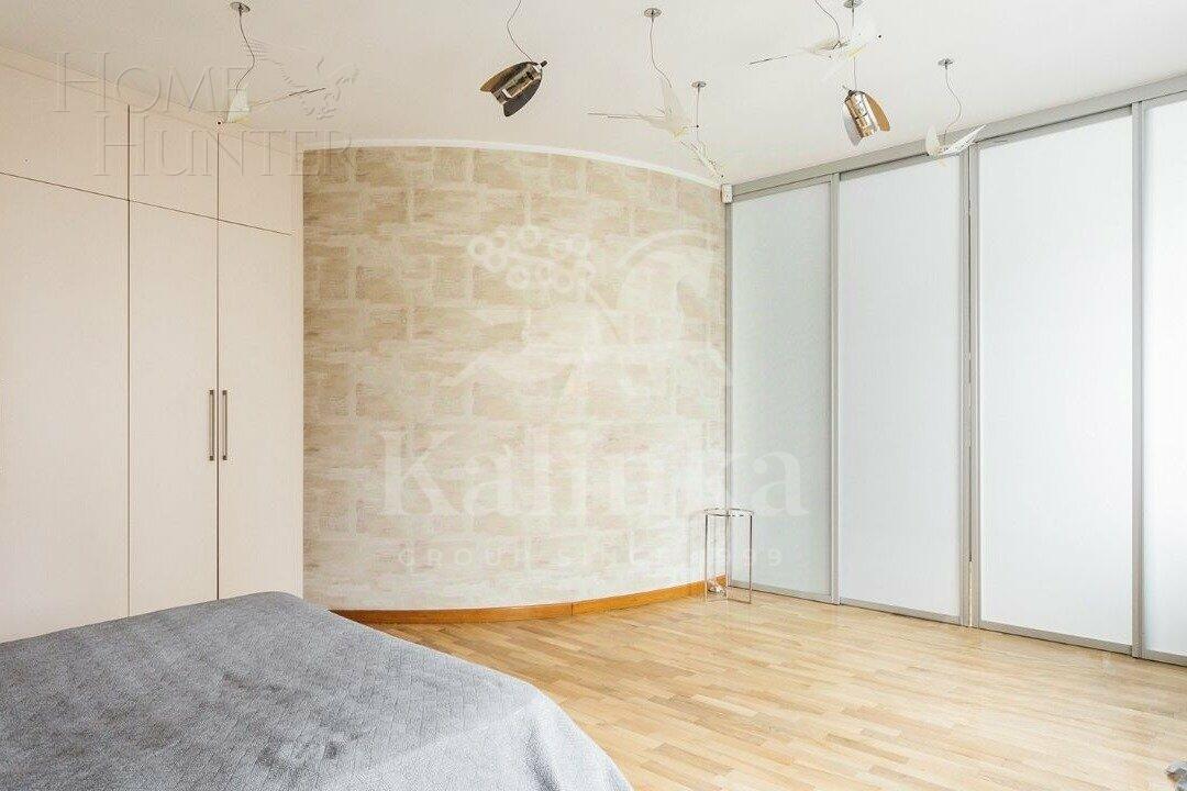 2-УРОВНЕВАЯ КВАРТИРА С ОТДЕЛКОЙ 246 М² НА 4 ЭТАЖЕ