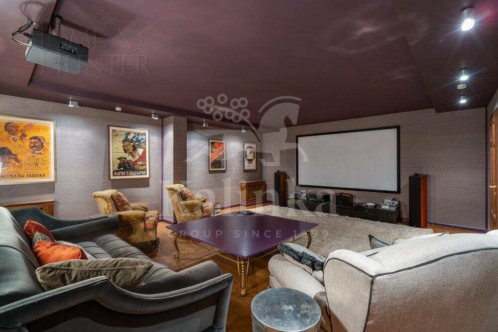 2-этажный коттедж 2 800 м² с отделкой