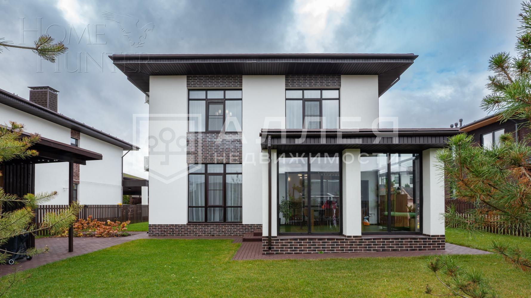 2-этажный коттедж 241 м² с отделкой