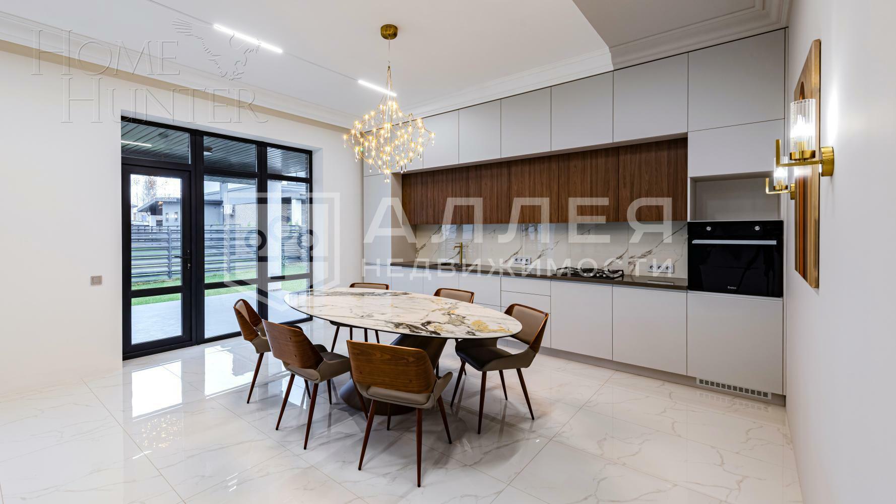 2-этажный коттедж 250 м² с отделкой