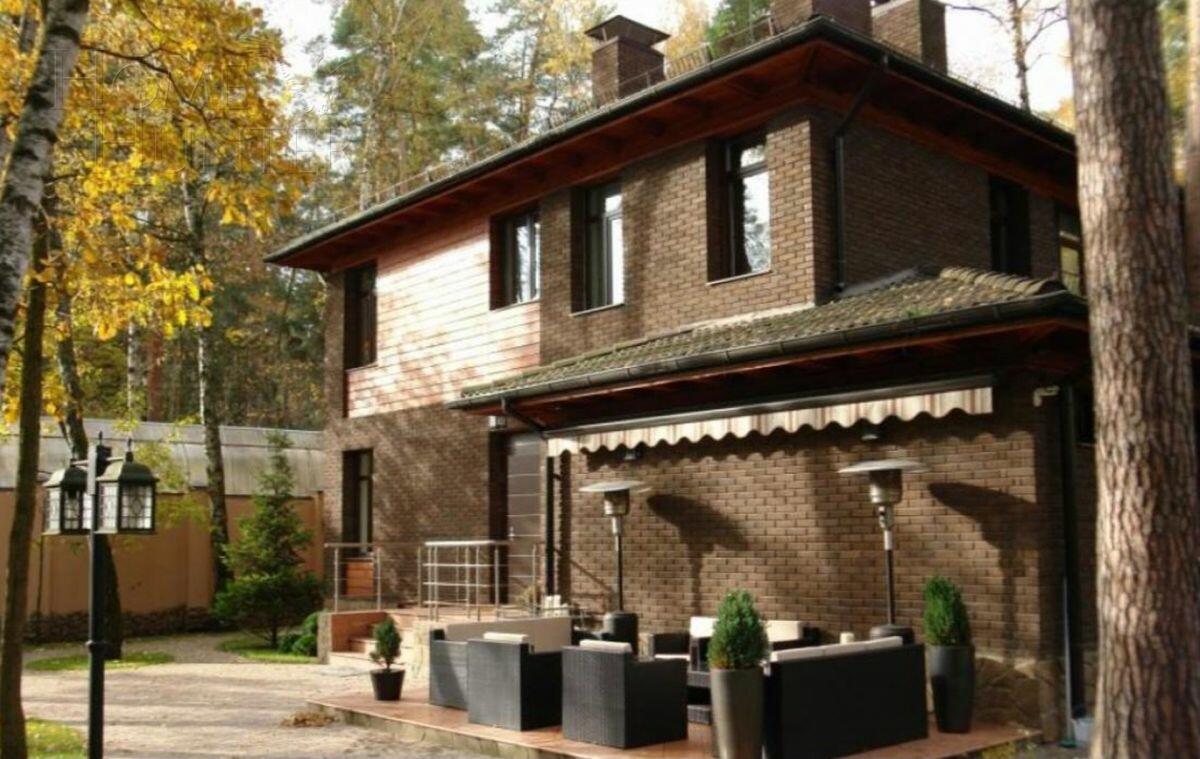 2-этажный коттедж 450 м² с отделкой