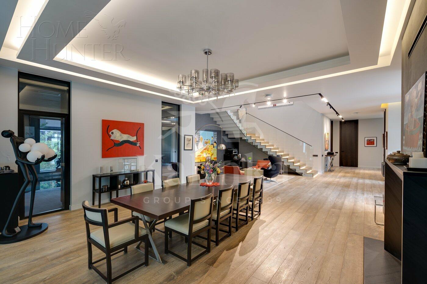 2-этажный коттедж 655 м² с отделкой