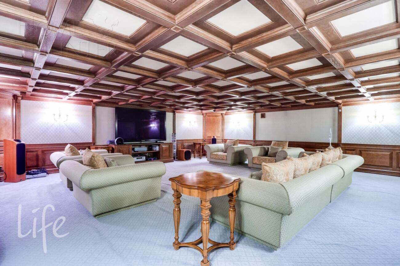 КОТТЕДЖ 2 000 м² с отделкой