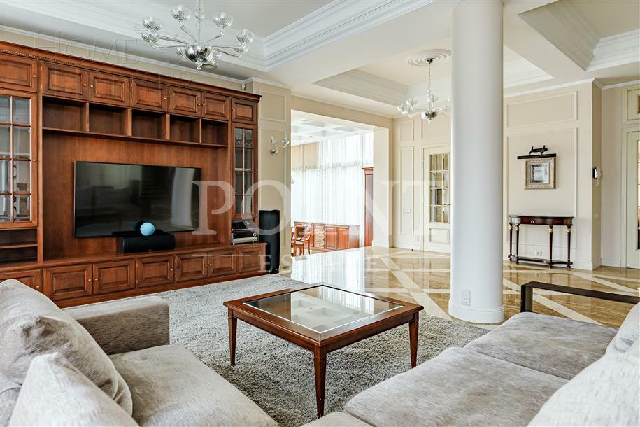 2-этажный коттедж 959 м² с отделкой