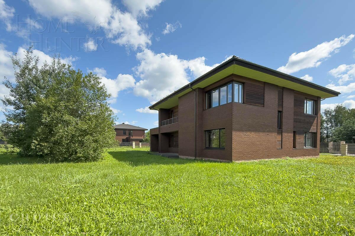 2-этажный коттедж 352.54 м² без отделки