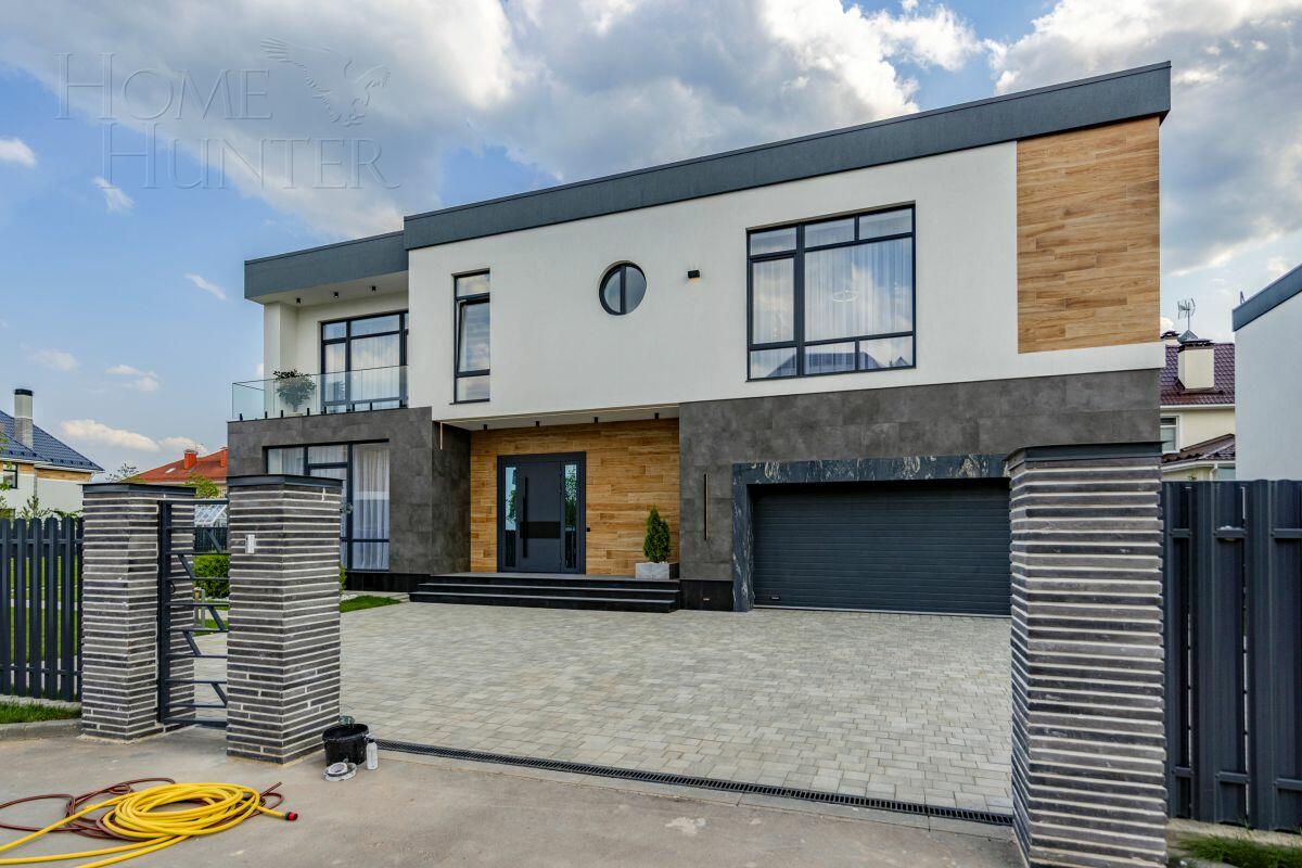 2-этажный коттедж 450 м² с отделкой