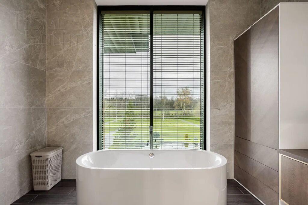 2-этажный коттедж 1 111 м² с отделкой