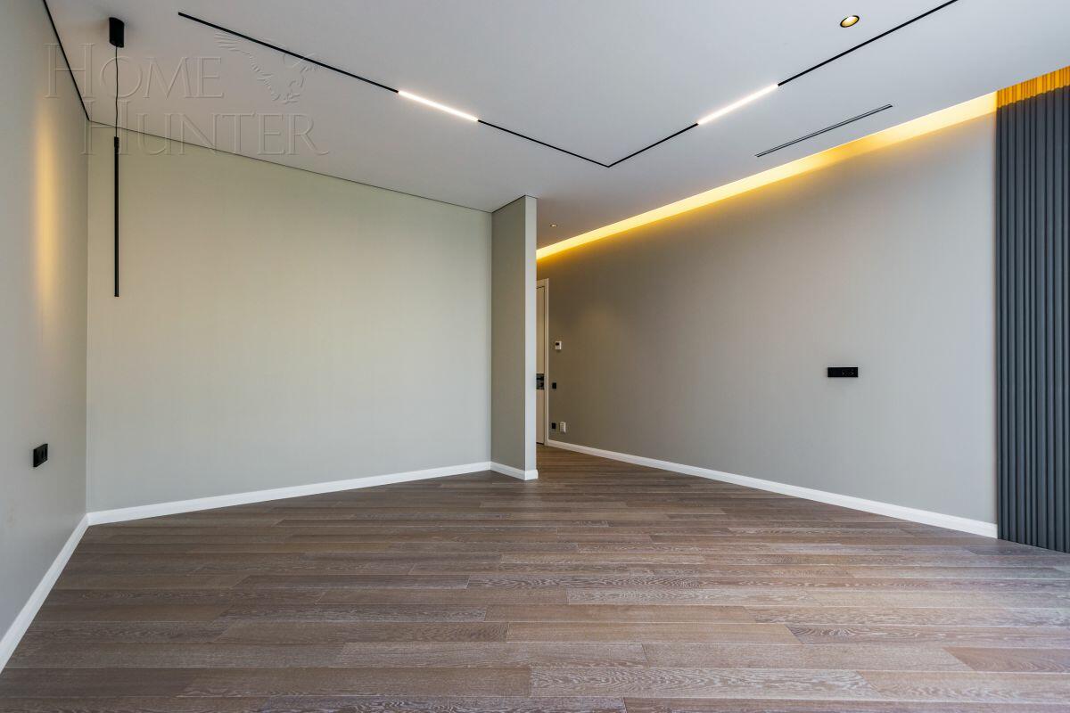 2-этажный коттедж 450 м² с отделкой