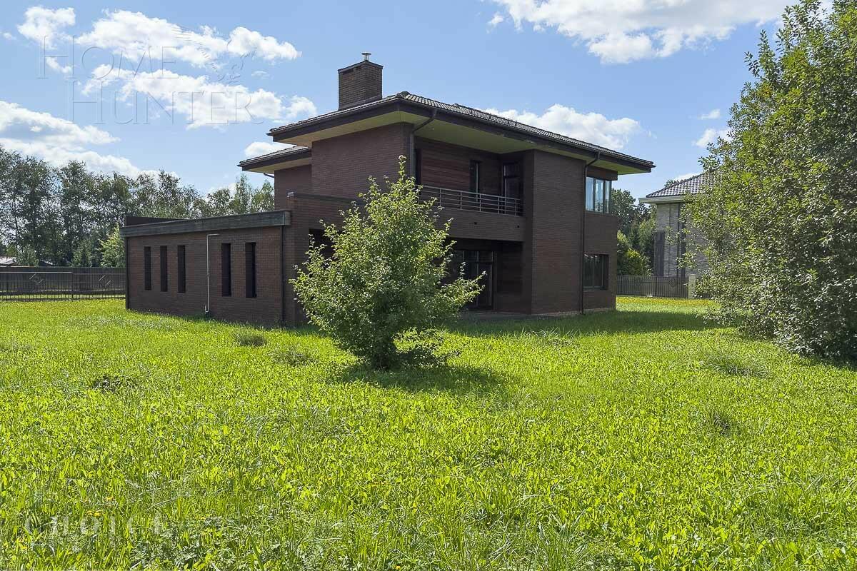 2-этажный коттедж 352.54 м² без отделки