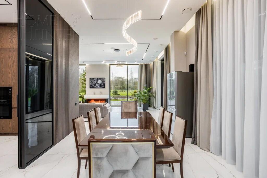 2-этажный коттедж 1 111 м² с отделкой