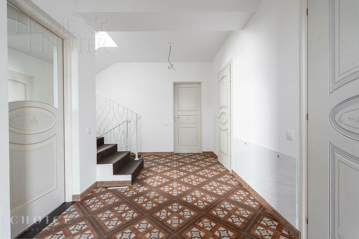 2-этажный коттедж 409 м² с отделкой