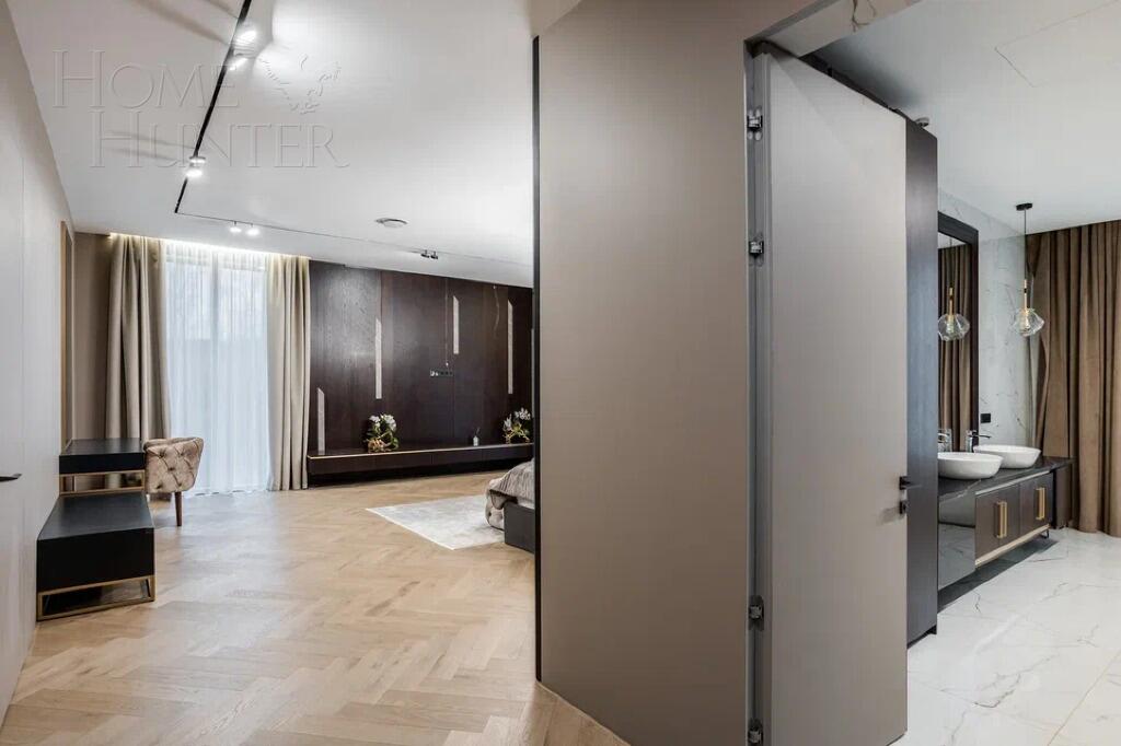 2-этажный коттедж 1 111 м² с отделкой