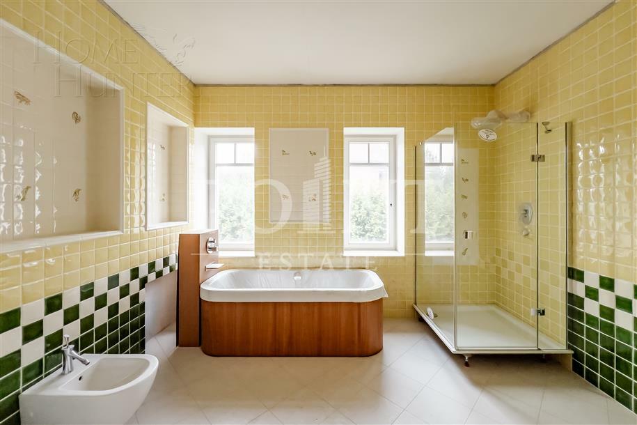 3-этажный коттедж 501.7 м² без отделки