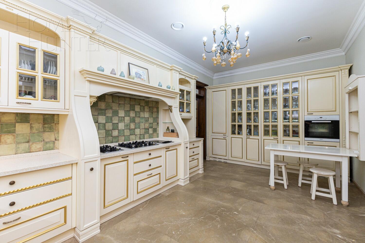 2-этажный коттедж 495 м² с отделкой