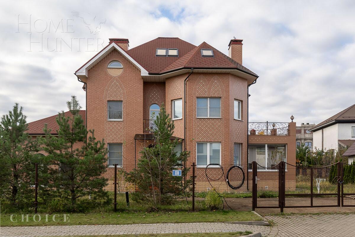 2-этажный коттедж 409 м² с отделкой