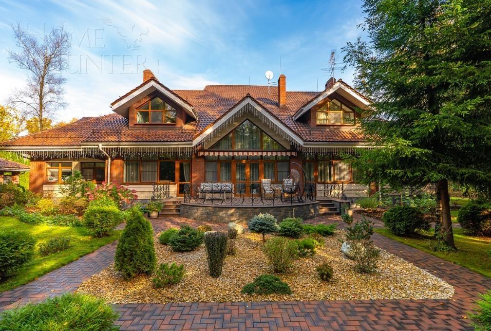 2-этажный коттедж 900 м² с отделкой