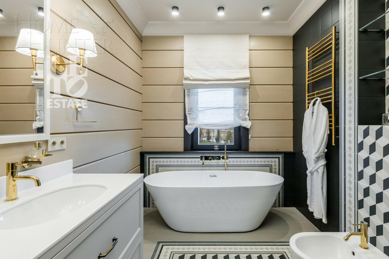 2-этажный коттедж 354 м² с отделкой