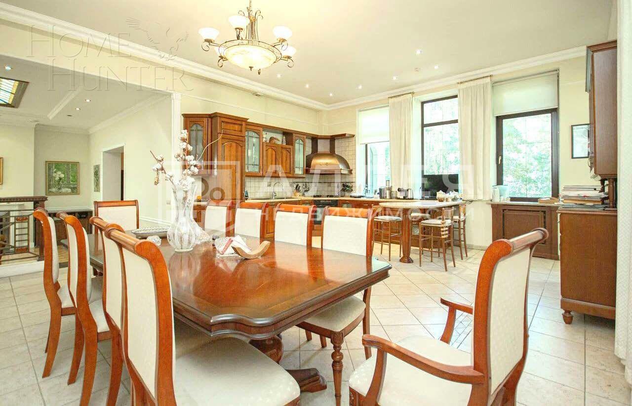 2-этажный коттедж 462 м² с отделкой