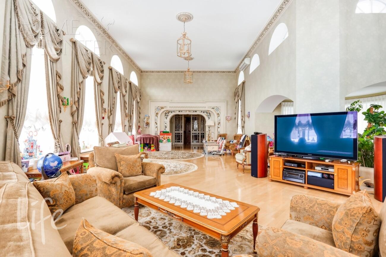 КОТТЕДЖ 2 000 м² с отделкой