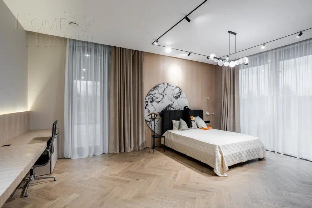 2-этажный коттедж 1 111 м² с отделкой