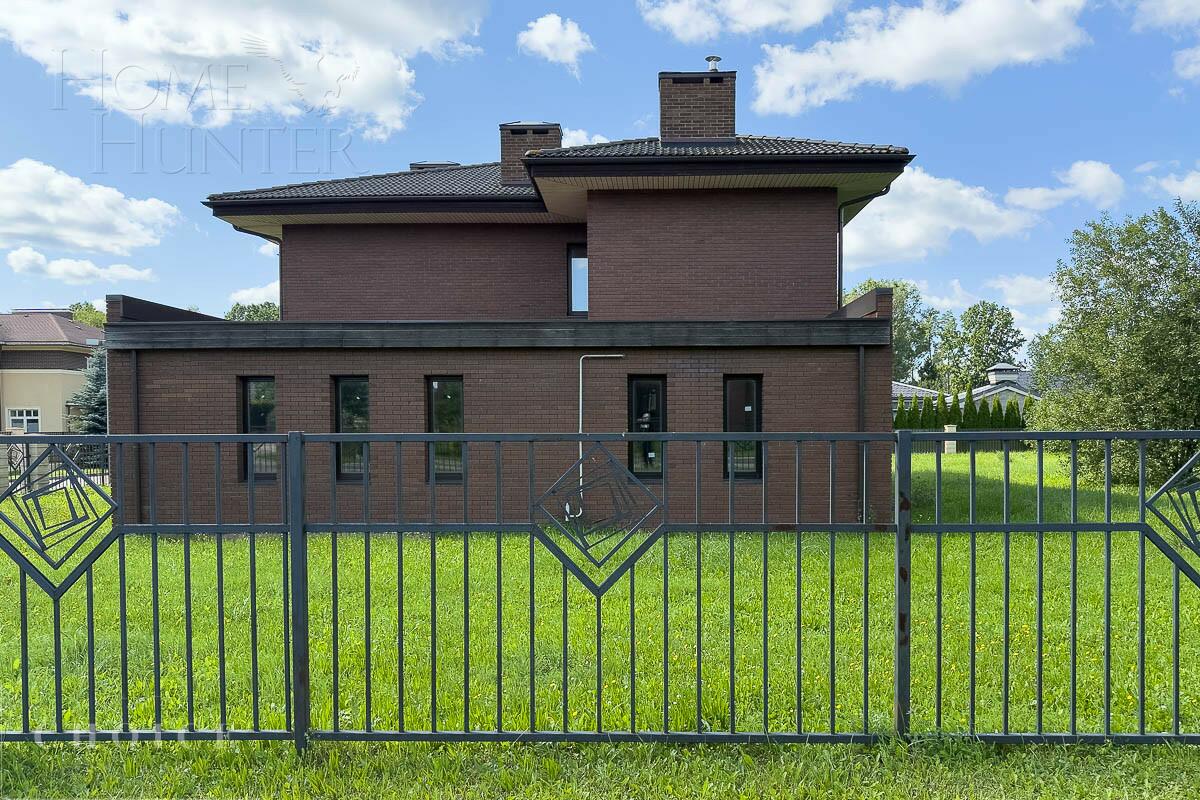 2-этажный коттедж 352.54 м² без отделки