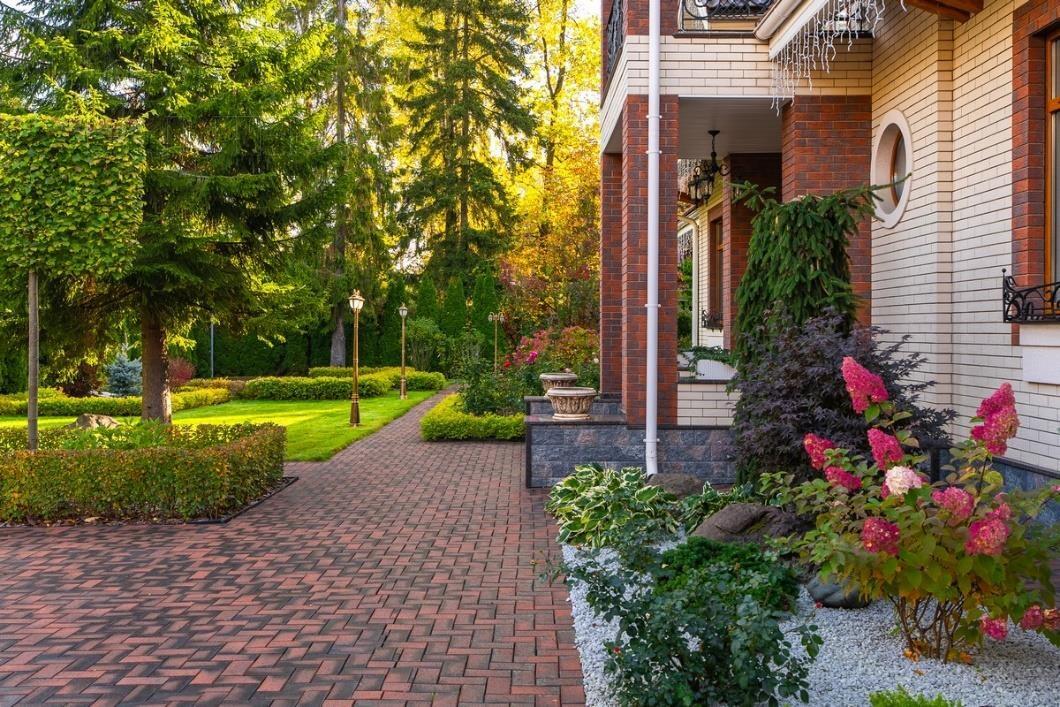 2-этажный коттедж 900 м² с отделкой