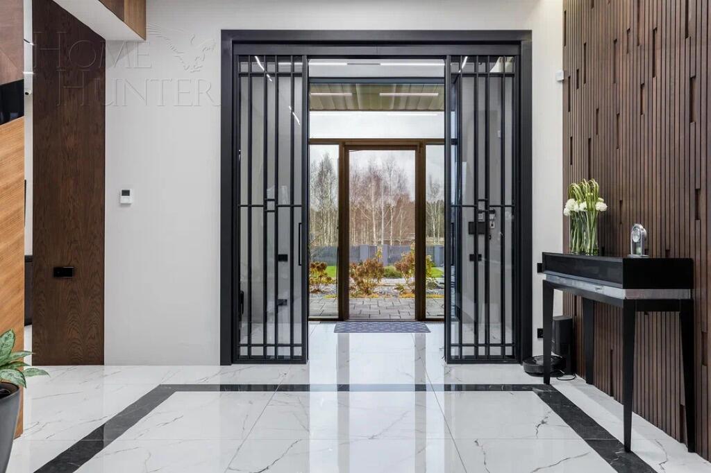 2-этажный коттедж 1 111 м² с отделкой