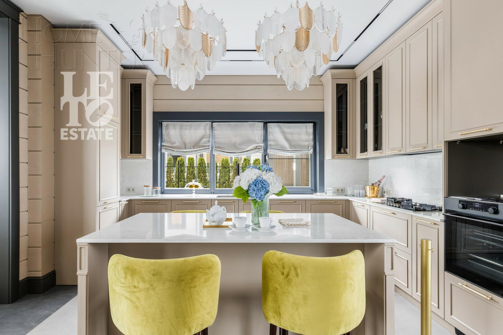 2-этажный коттедж 354 м² с отделкой