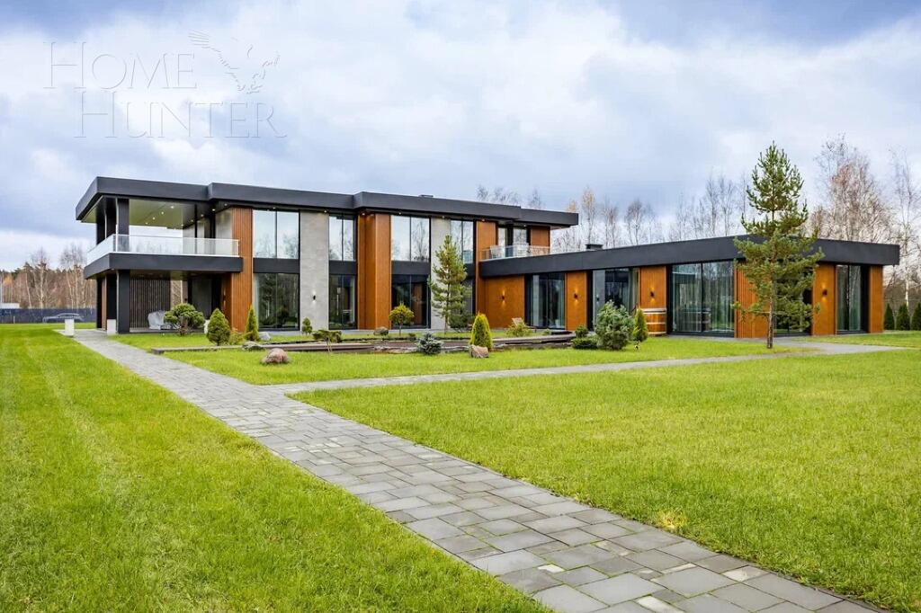 2-этажный коттедж 1 111 м² с отделкой