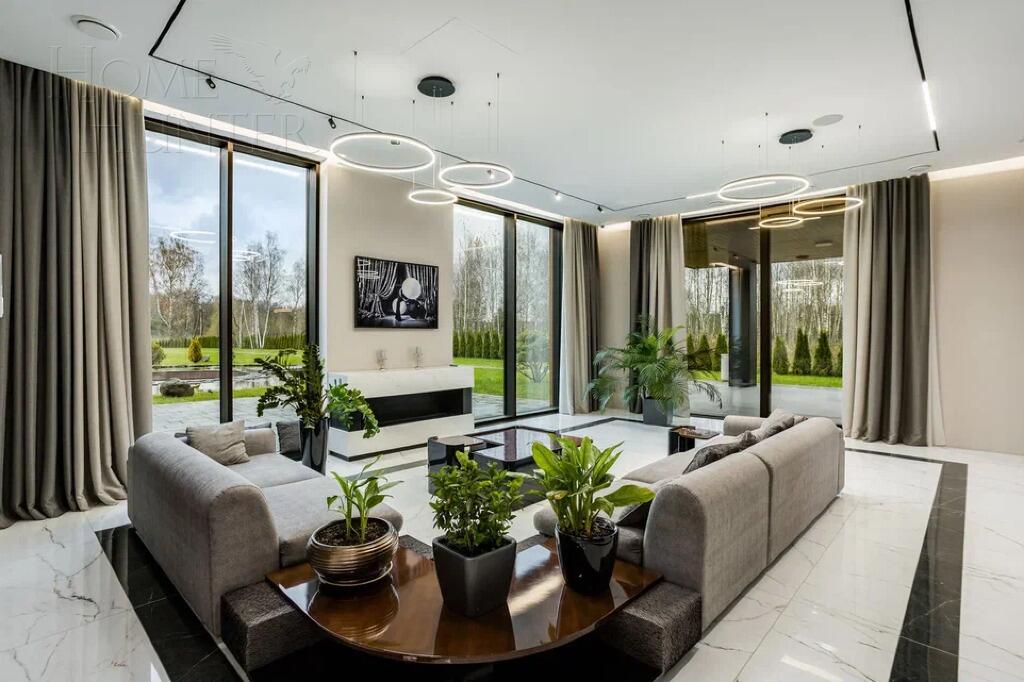 2-этажный коттедж 1 111 м² с отделкой