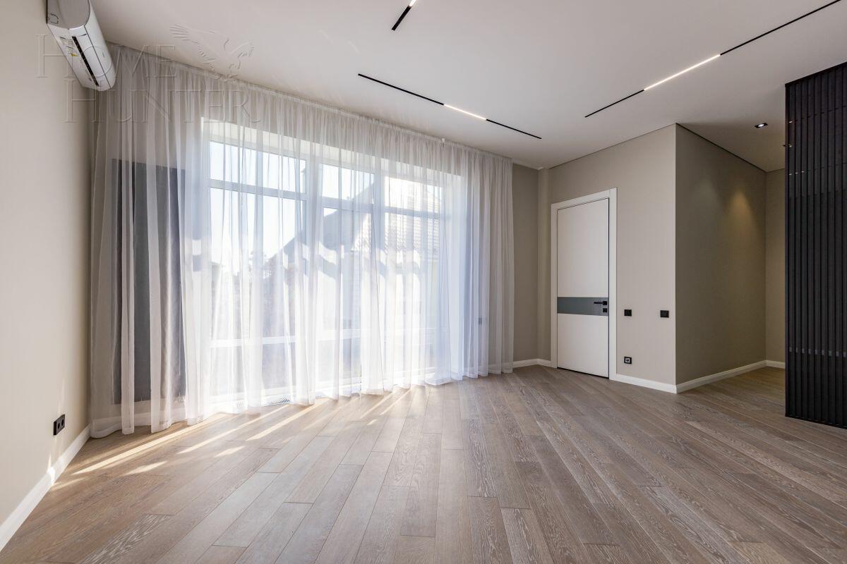 2-этажный коттедж 450 м² с отделкой