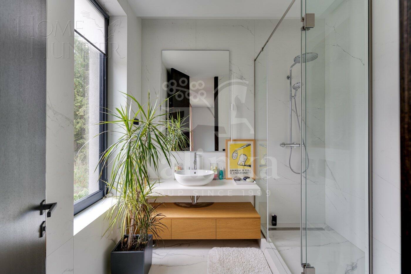 2-этажный коттедж 655 м² с отделкой