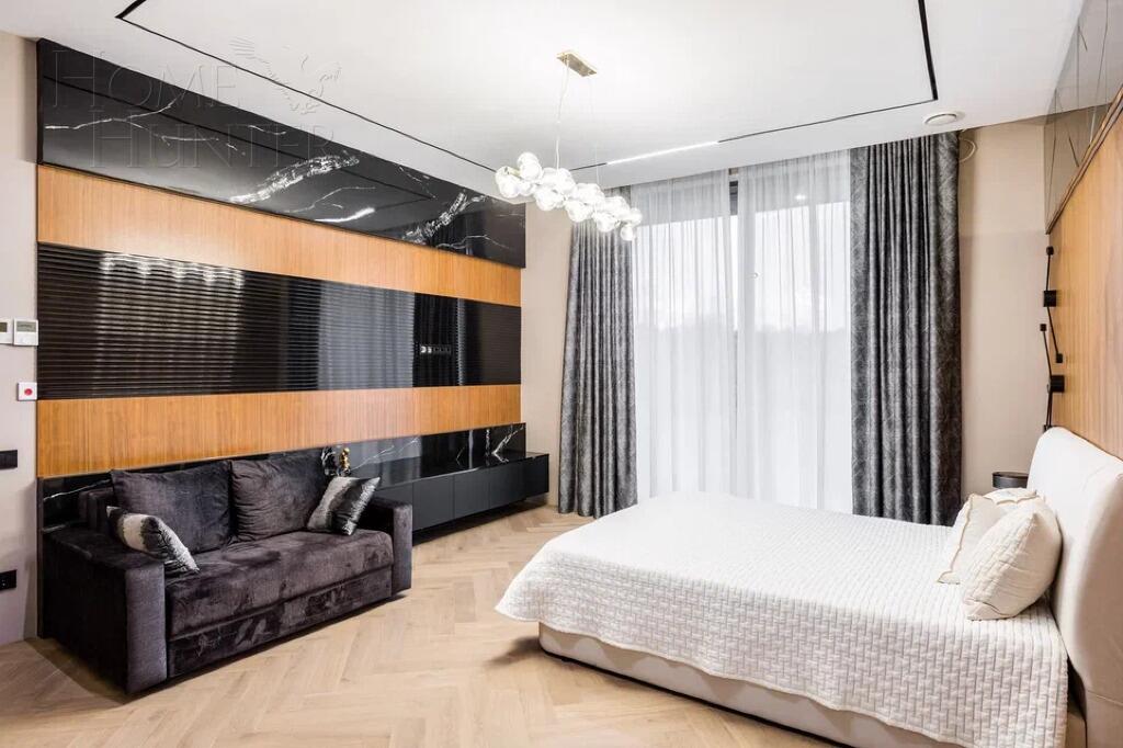 2-этажный коттедж 1 111 м² с отделкой