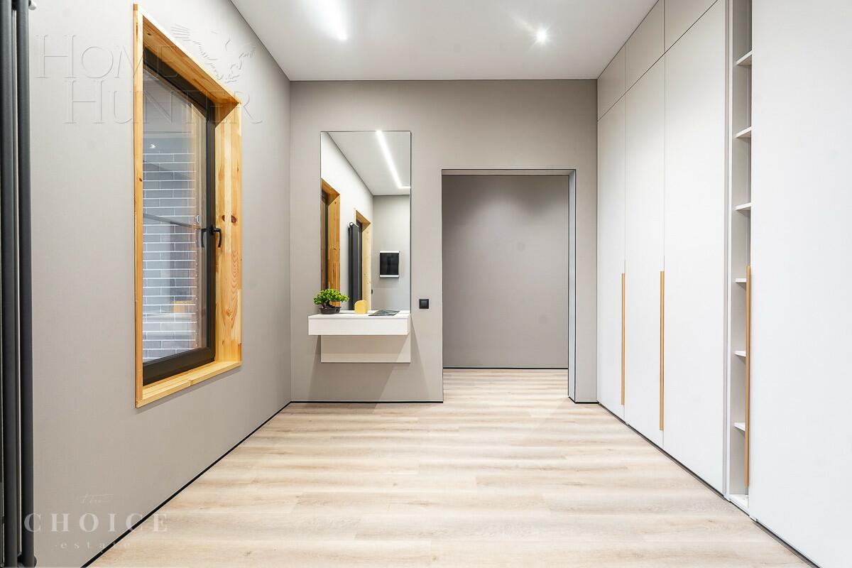 1-этажный коттедж 208 м² с отделкой