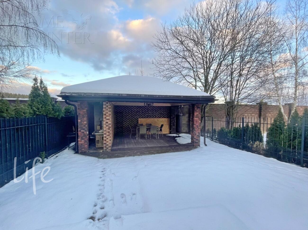 2-этажный таунхаус 350 м² с отделкой