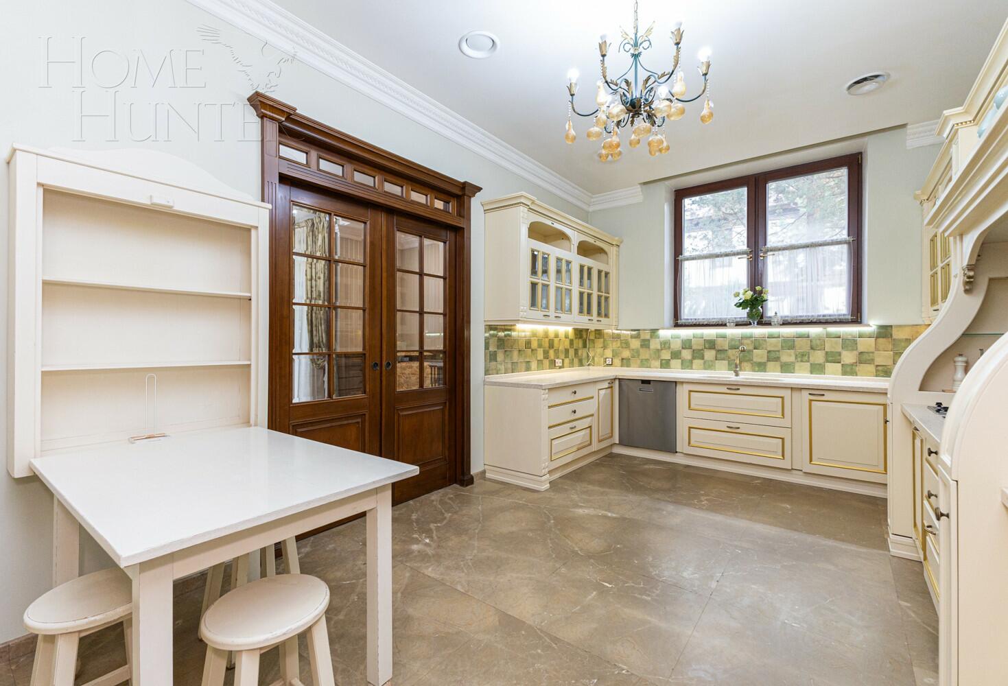 2-этажный коттедж 495 м² с отделкой