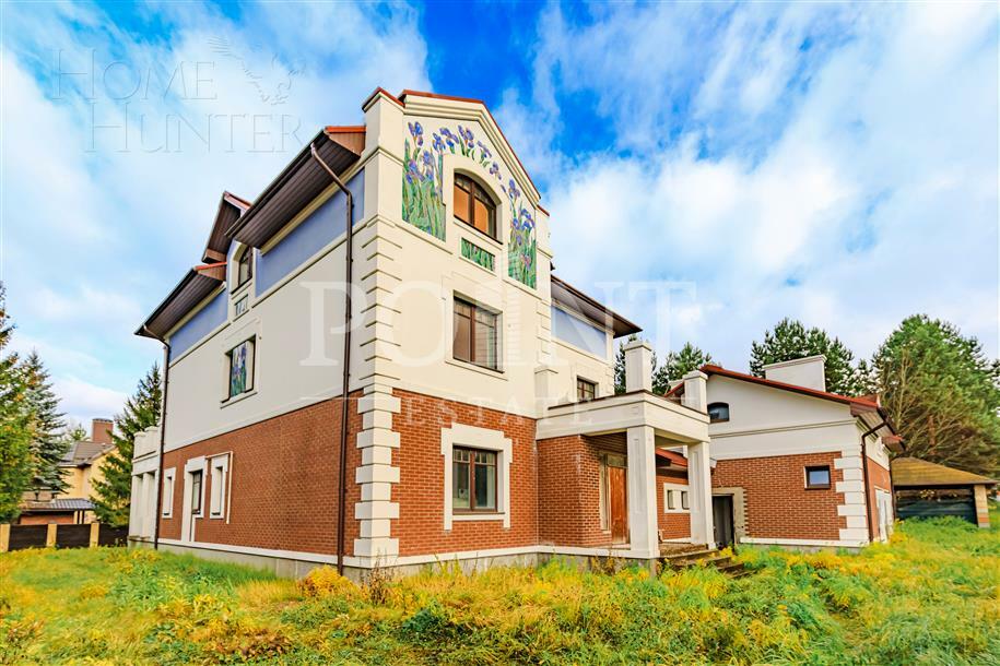 3-этажный коттедж 501.7 м² без отделки