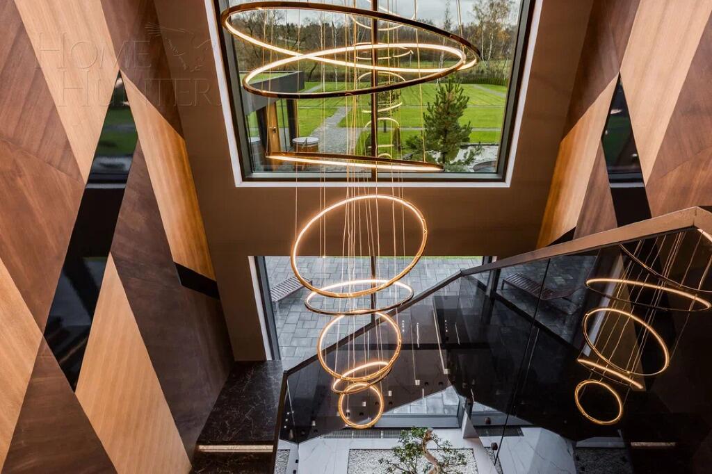 2-этажный коттедж 1 111 м² с отделкой