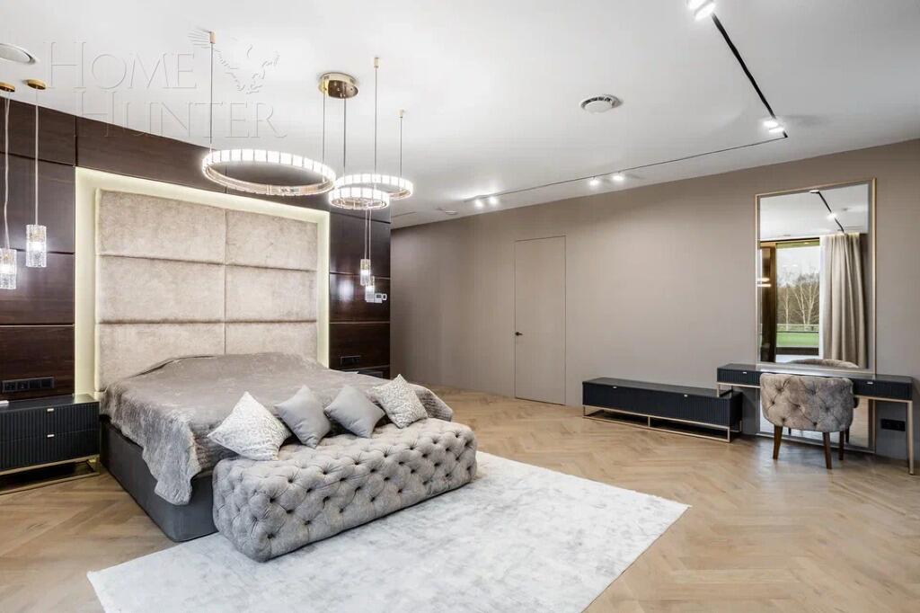 2-этажный коттедж 1 111 м² с отделкой