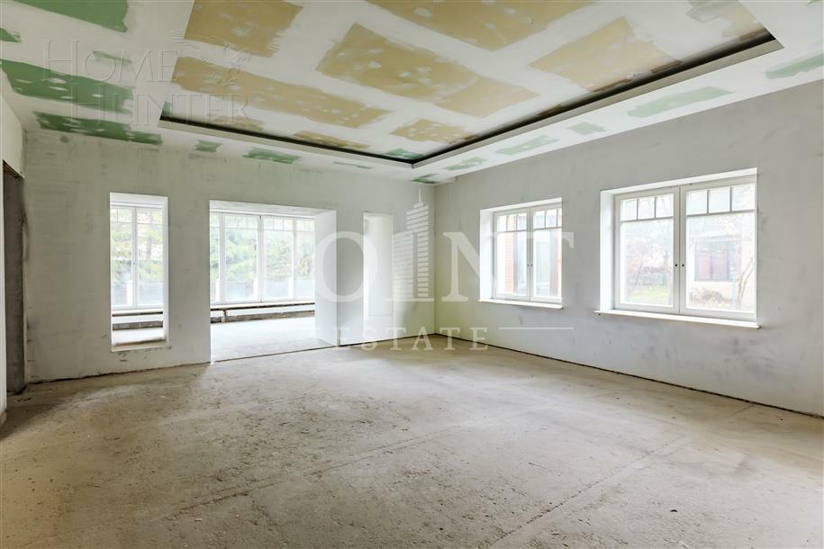 3-этажный коттедж 501.7 м² без отделки