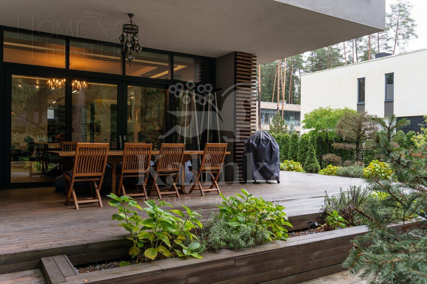 2-этажный коттедж 655 м² с отделкой