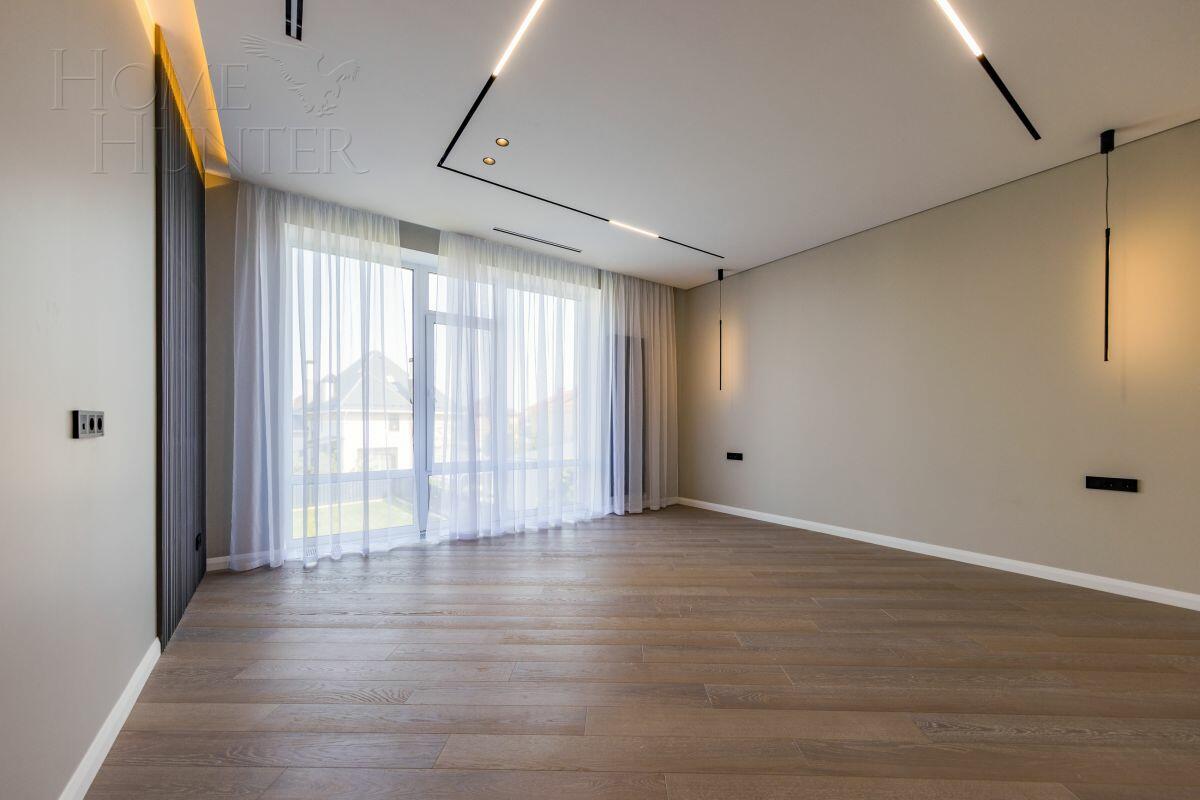 2-этажный коттедж 450 м² с отделкой