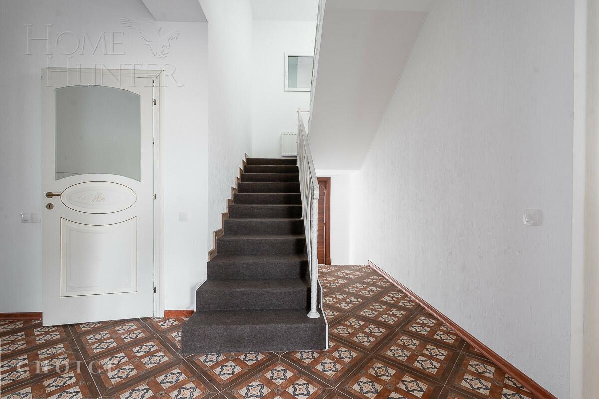 2-этажный коттедж 409 м² с отделкой