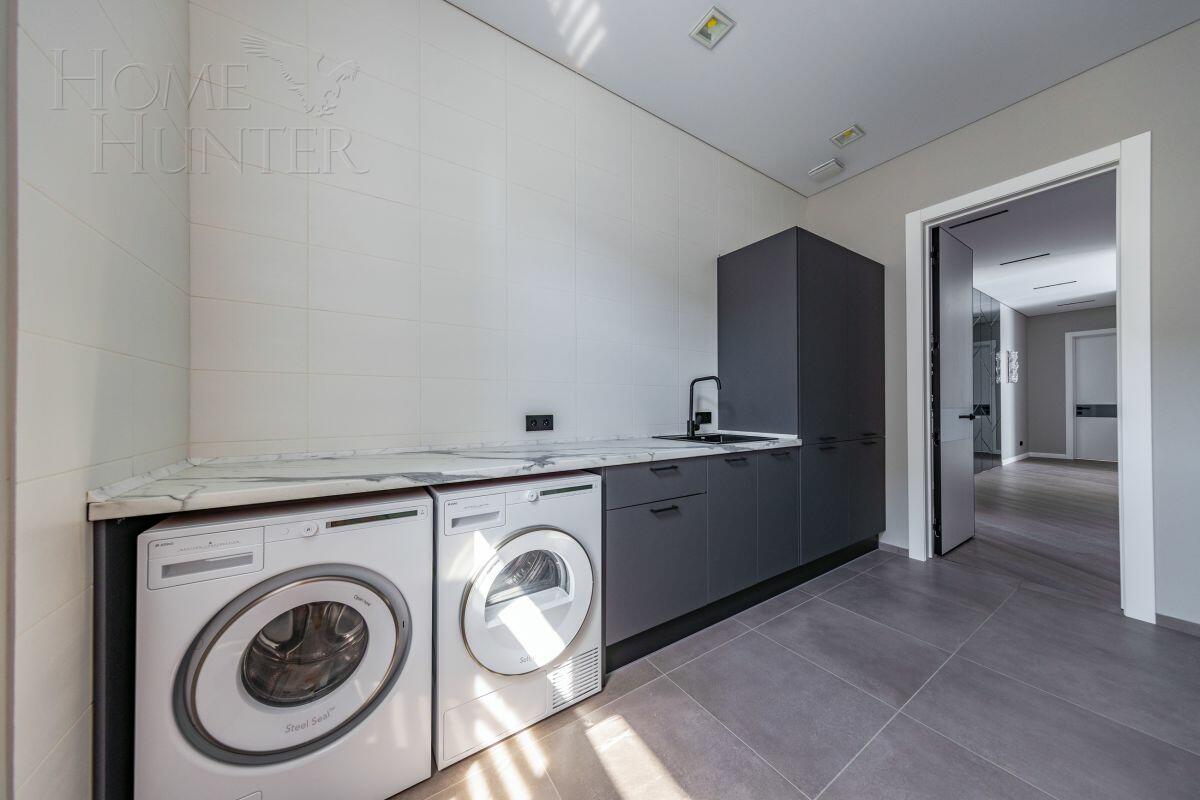 2-этажный коттедж 450 м² с отделкой