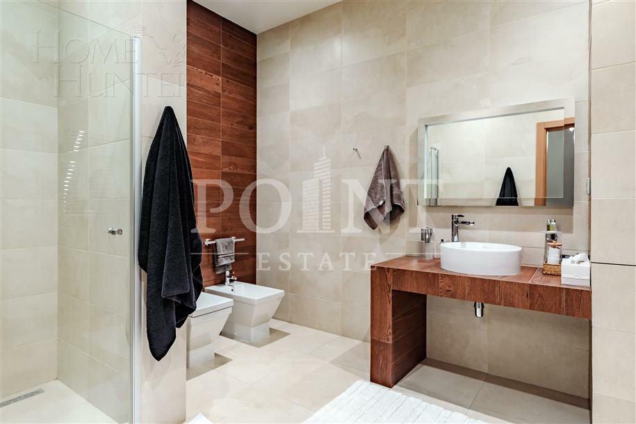 2-этажный коттедж 640 м² с отделкой