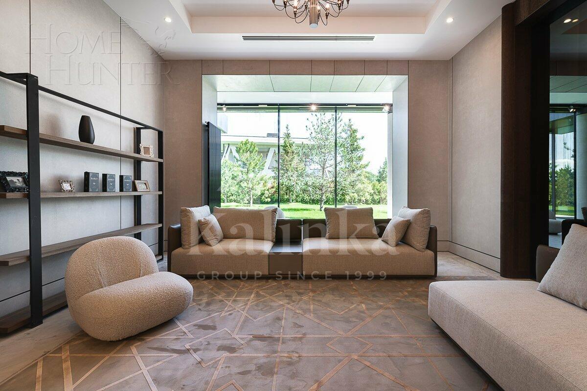 2-этажный коттедж 1 100 м² с отделкой